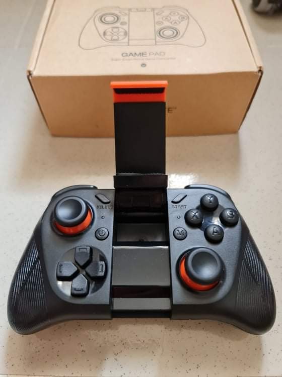 Gamepad Bluetooth Mocute 050