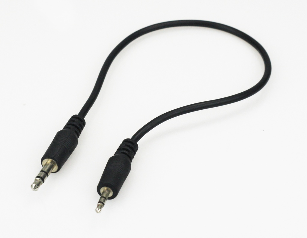 Cable de audio 3.5 a 2.5 xtc-314 Xtech